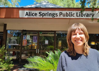 Petition to extend library hours