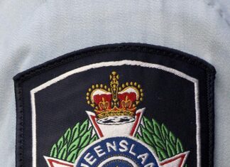 Body of NT man found in car bogged near border