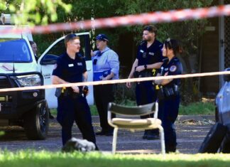 UPDATED: Police investigating at Head Street unit block