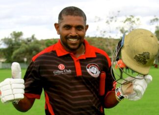 Deluge of sixes as Sammy smashes 156